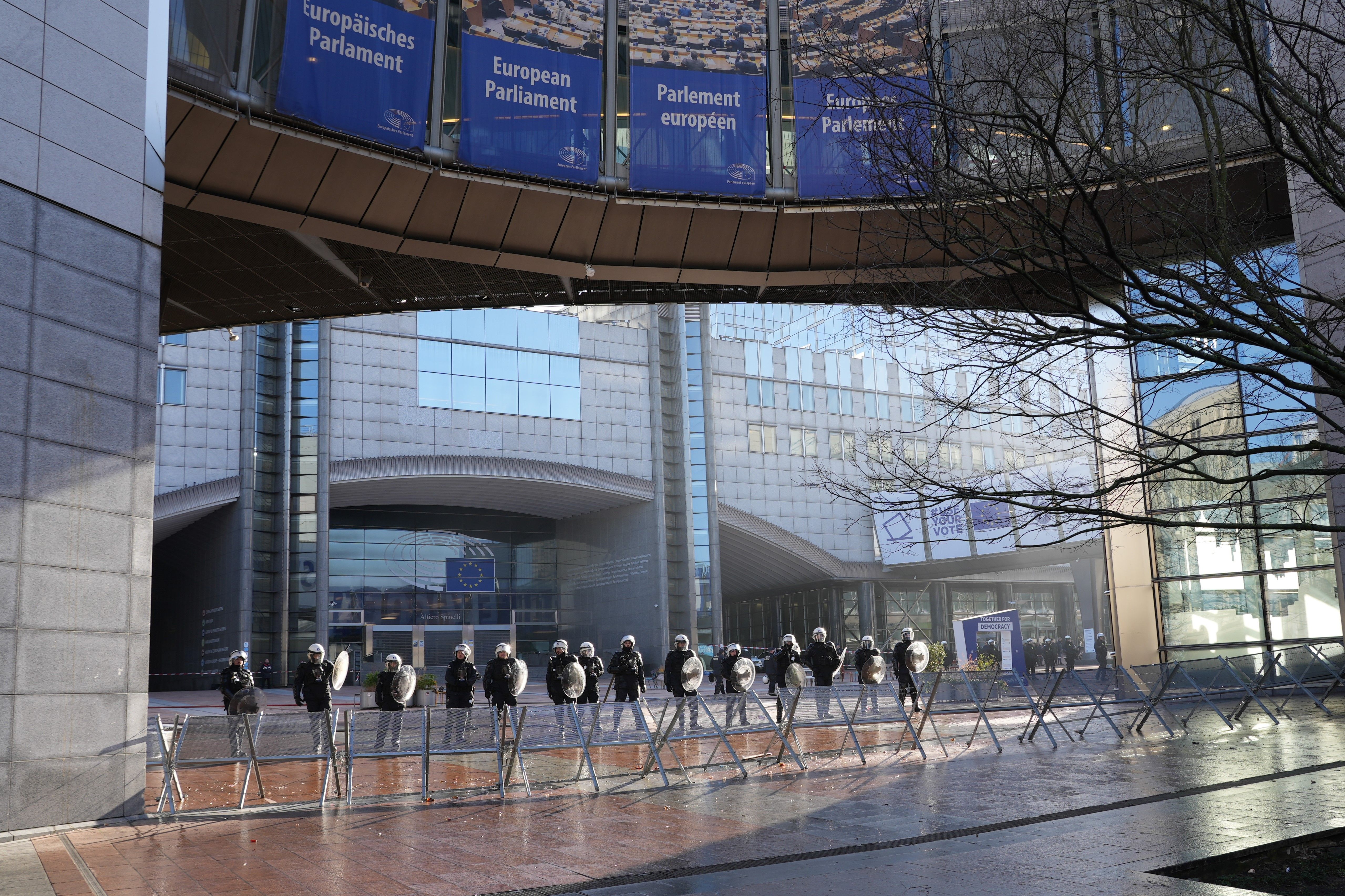 European Parliament building in Brussels, symbolizing cross-country policy debates and comparisons.